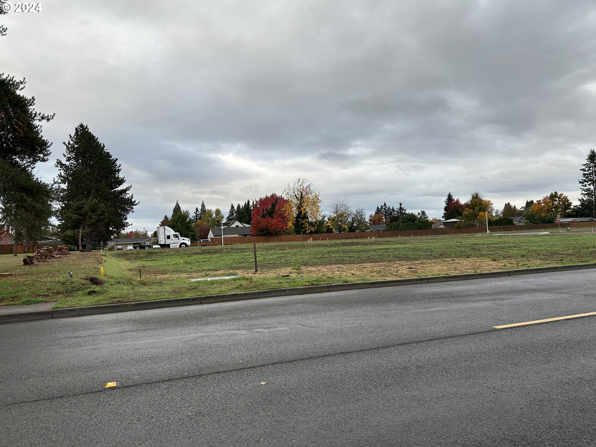 Northwest 10th Avenue Canby, OR 97013 - Photo 35 of 41 a view of a golf course with a road