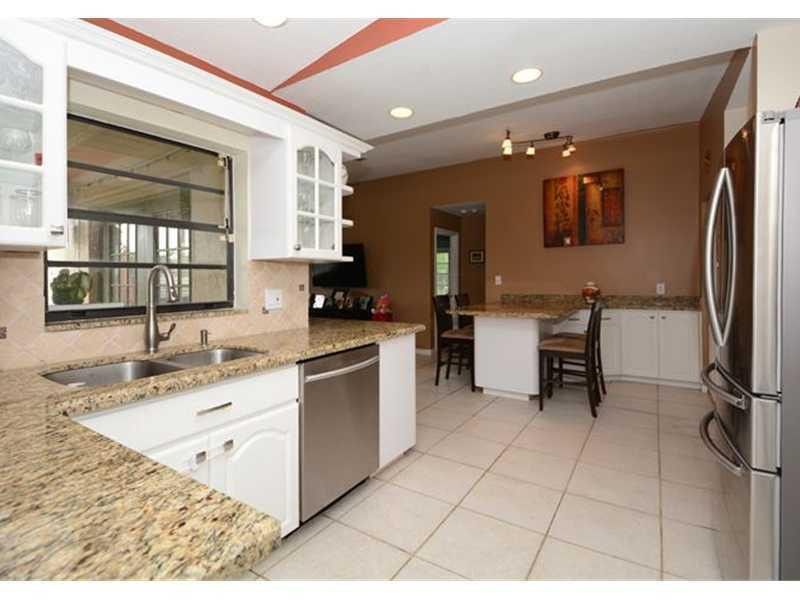 9938 Northwest 42nd Court Sunrise, FL 33351 - Photo 5 of 19 Kitchen