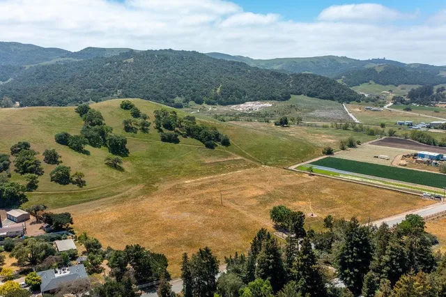a view of a lake in middle of the town