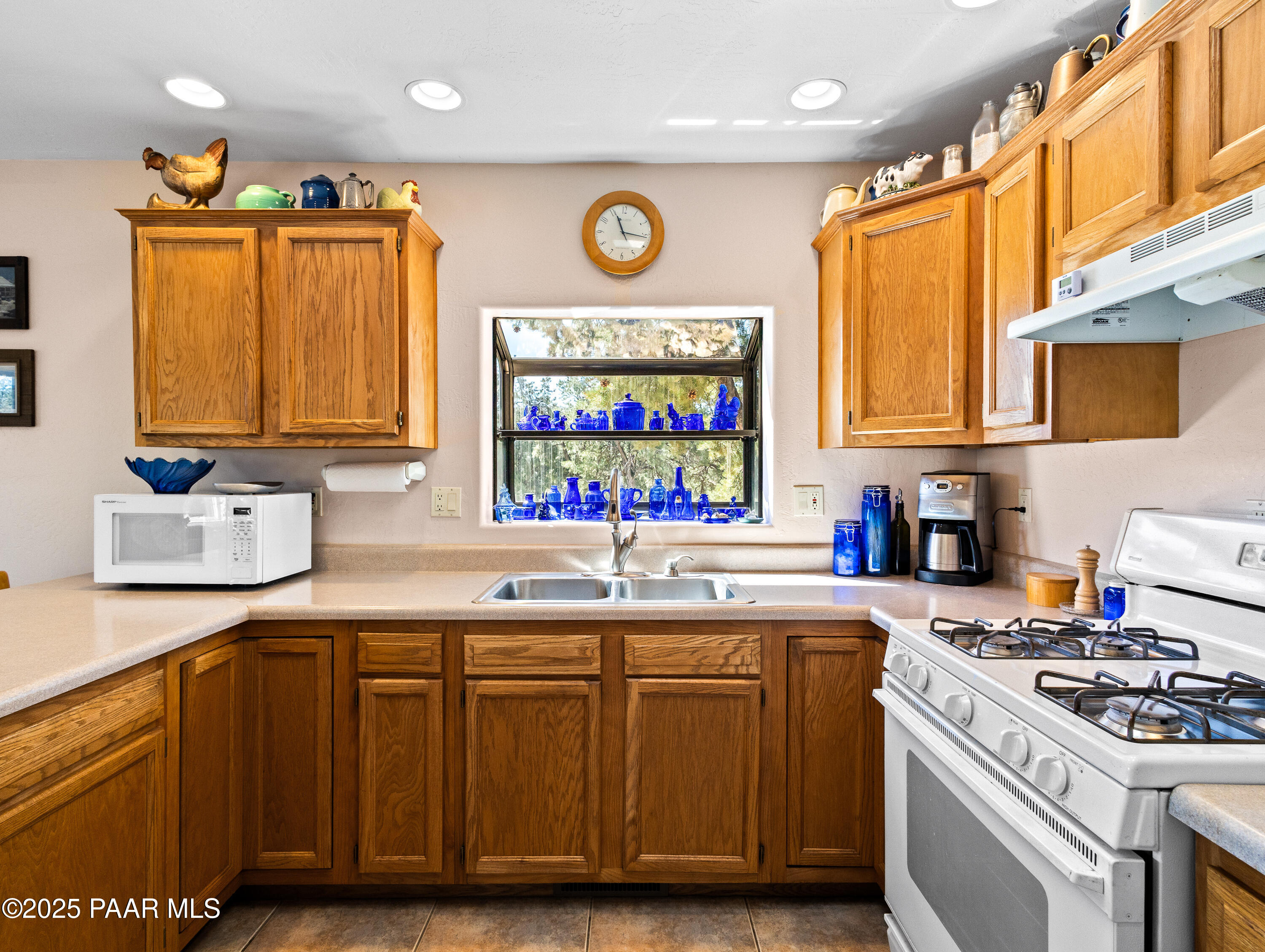 15555 South Middle Ridge Kirkland, AZ 86332 - Photo 25 of 63 15555 S Middle Ridge Rd-42