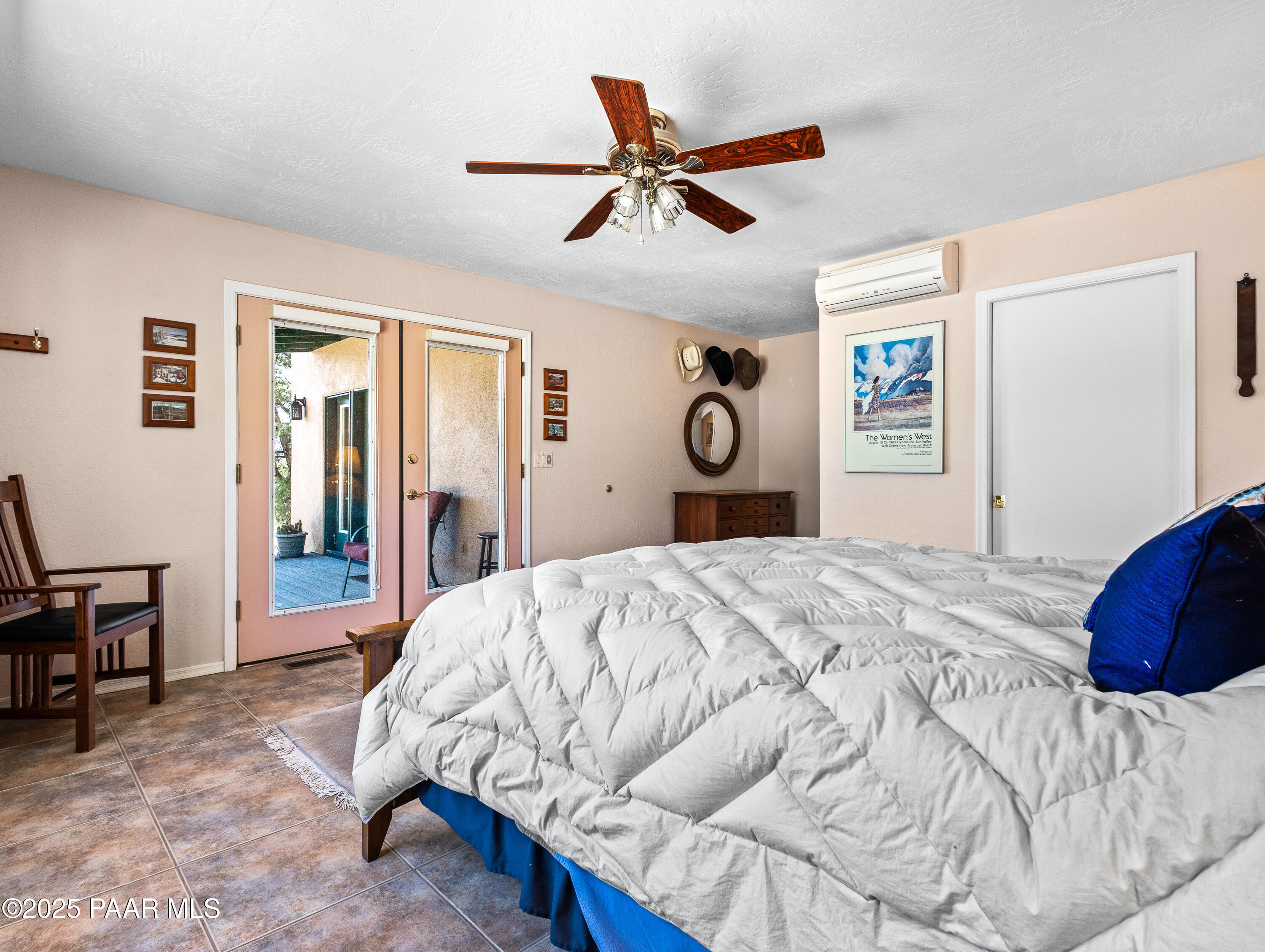 15555 South Middle Ridge Kirkland, AZ 86332 - Photo 30 of 63 15555 S Middle Ridge Rd-54