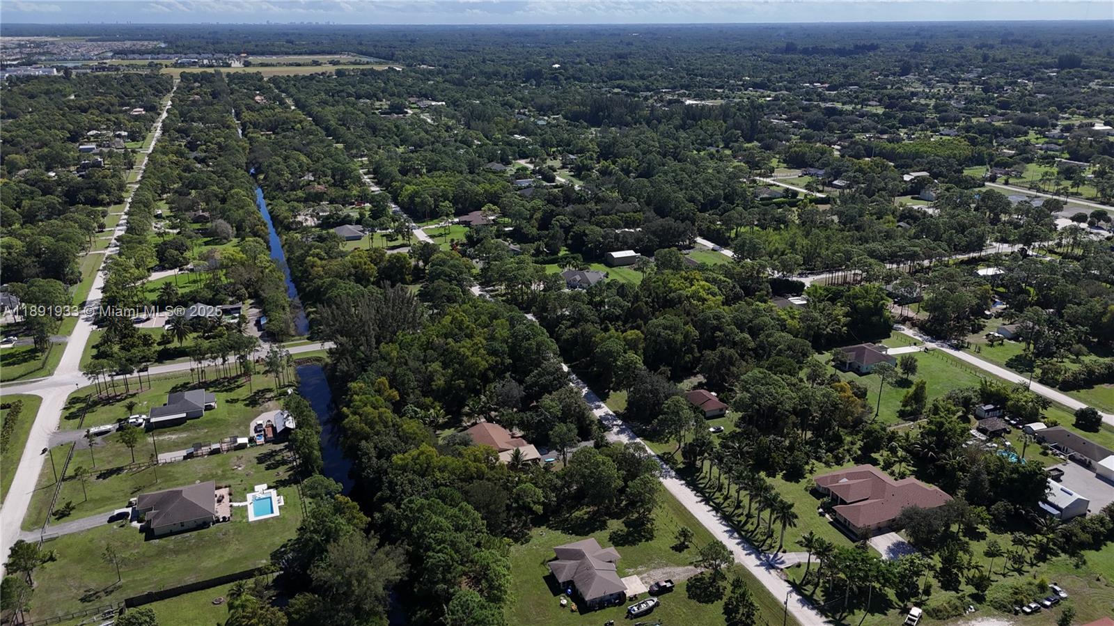 42 42nd Road North Loxahatchee, FL 33470 - Photo 11 of 19 Gallery Image 11