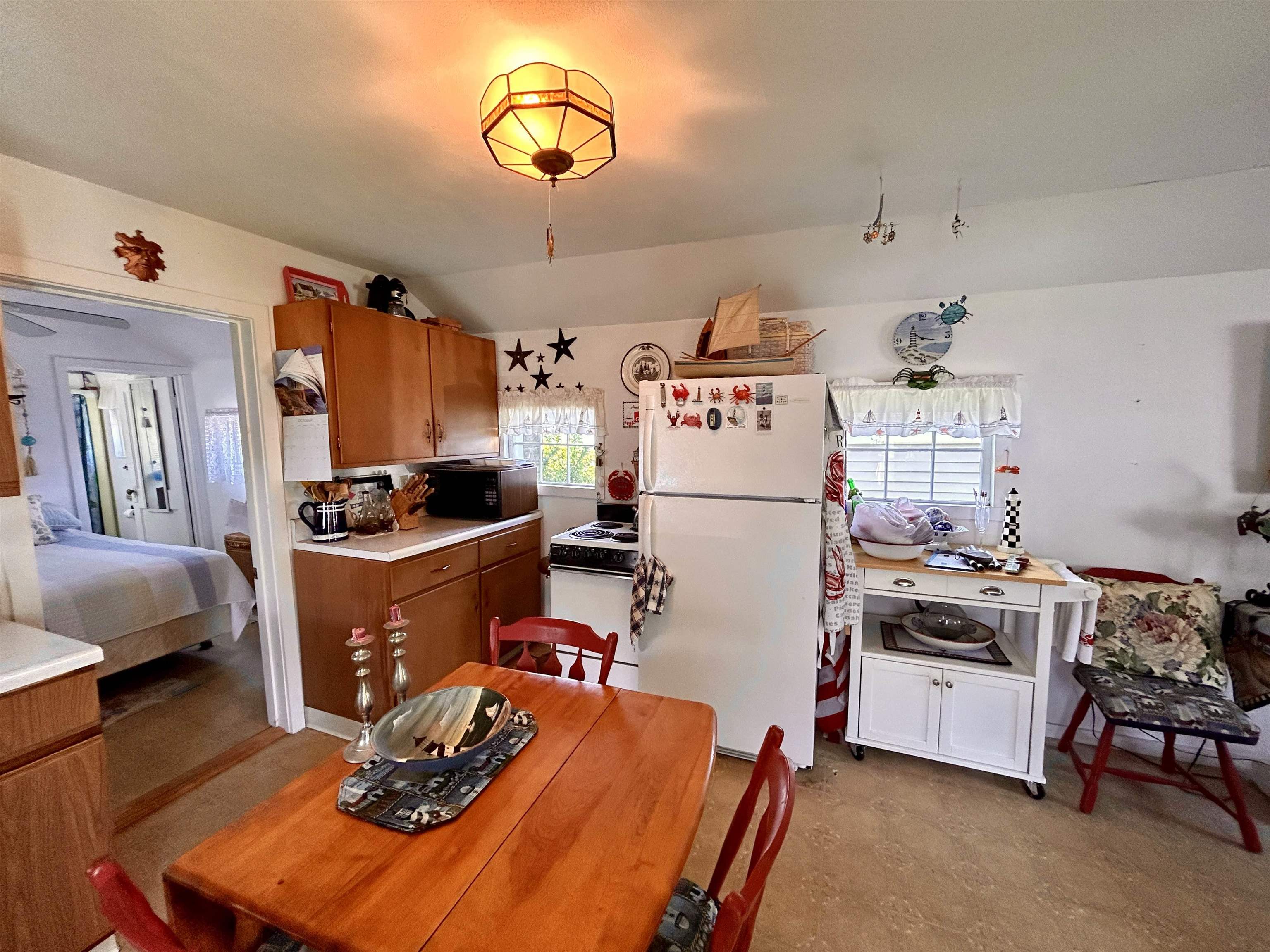 77 Acorn Road Hampton, NH 03842 - Photo 8 of 35