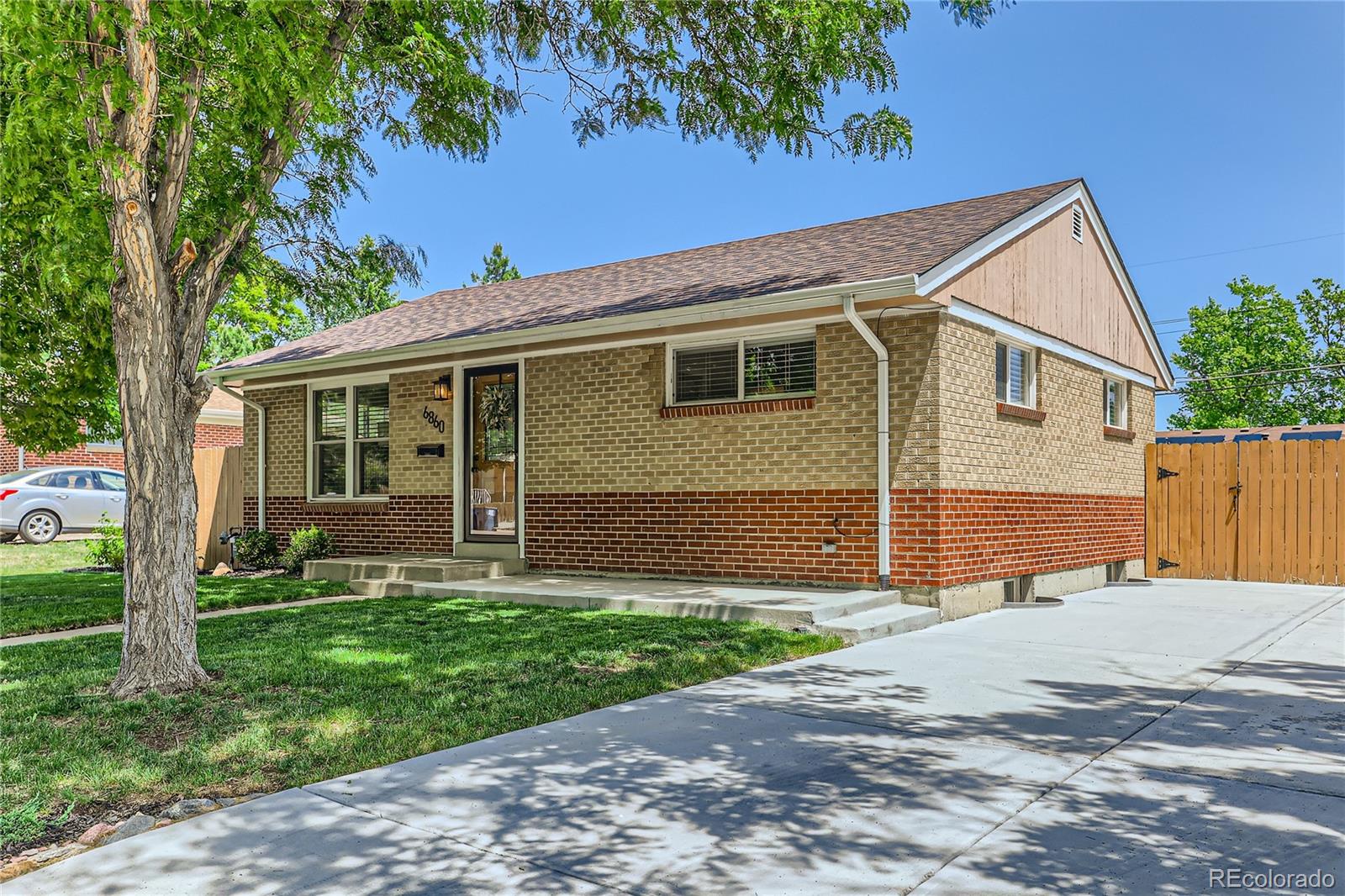 6860 Ruth Way Denver, CO 80221 - Photo 3 of 25 Gallery Image 3