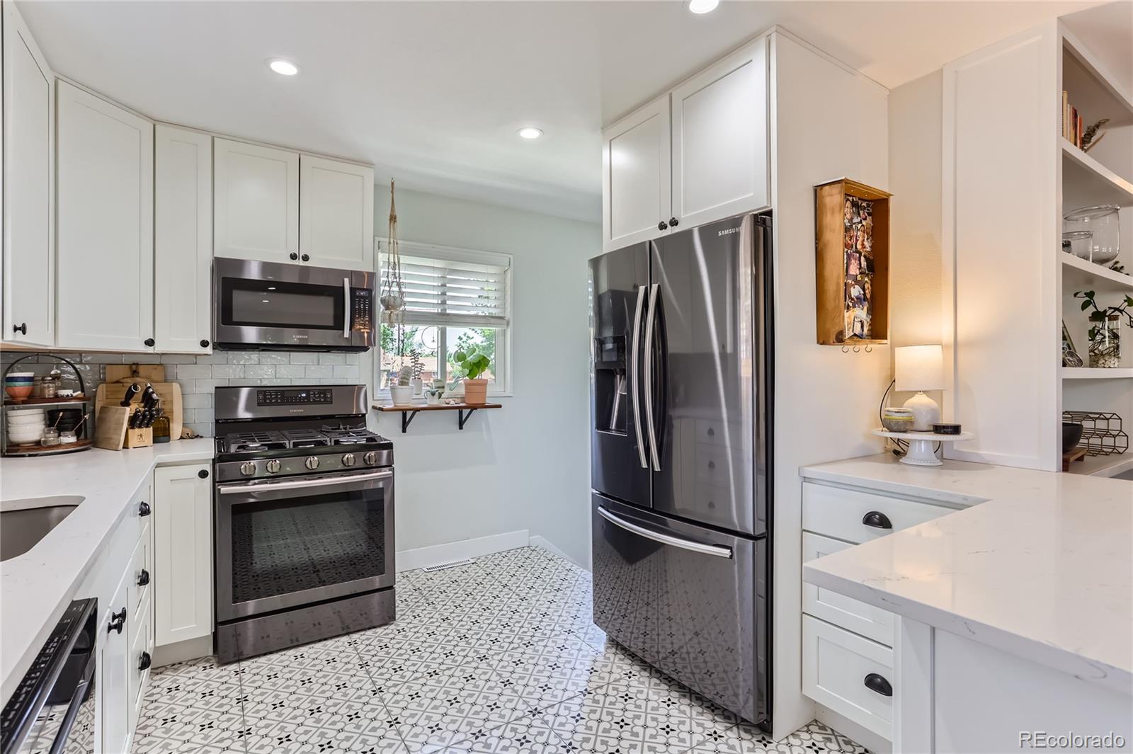 6860 Ruth Way Denver, CO 80221 - Photo 7 of 25 Gallery Image 7