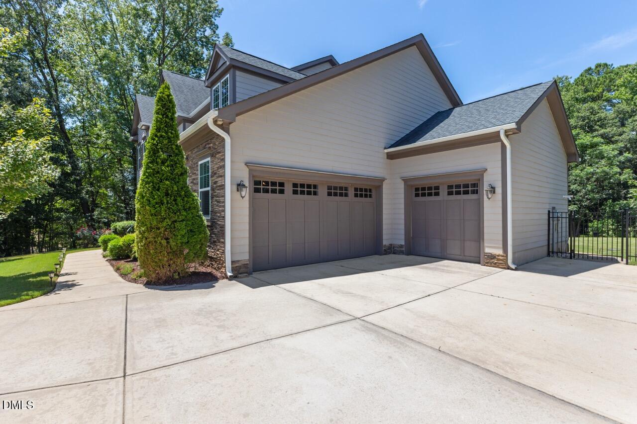 1604 Yates Wheel Way Raleigh, NC 27606 - Photo 3 of 50 Gallery Image 3