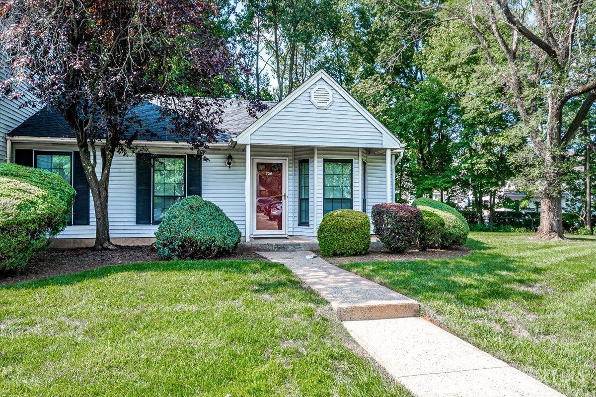 706 Maplecrest Road Edison, NJ 08820 - Photo 2 of 34 a view of a house with a yard
