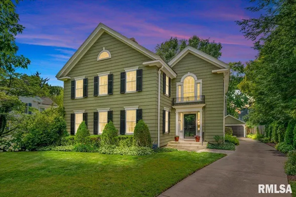$519,900 | 1525 South Wiggins Avenue, Springfield, IL 62704