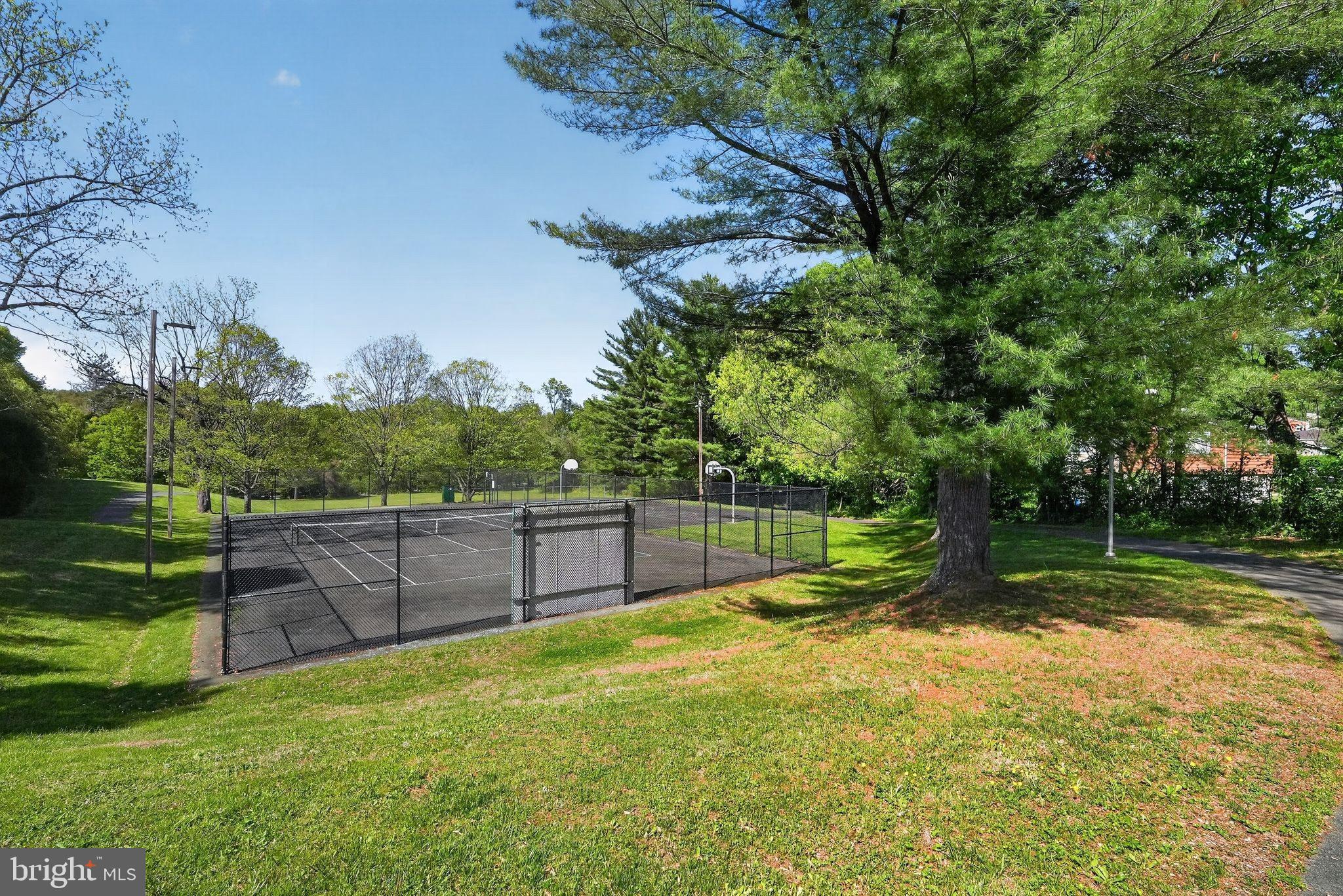 13821 Esworthy Road Darnestown, MD 20874 - Photo 92 of 98 Close-by amenities