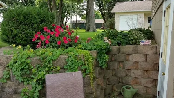 $324,500 | 407 Park Street, Fulda, MN 56131