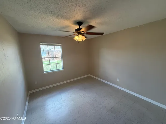 $1,250 | 105 Lord Boulevard, Lafayette, LA 70503