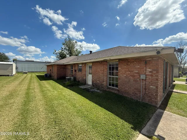 $1,250 | 105 Lord Boulevard, Lafayette, LA 70503