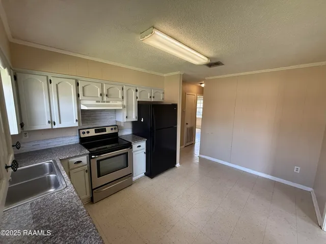 $1,250 | 105 Lord Boulevard, Lafayette, LA 70503