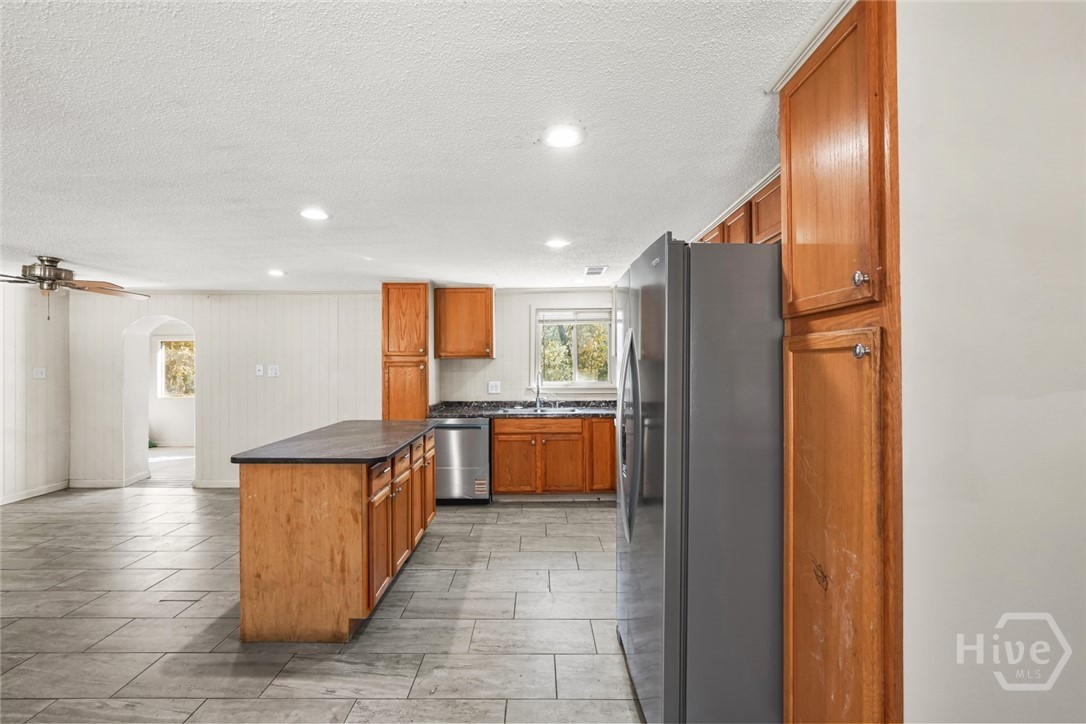 505 Bush Road Savannah, GA 31419 - Photo 6 of 32