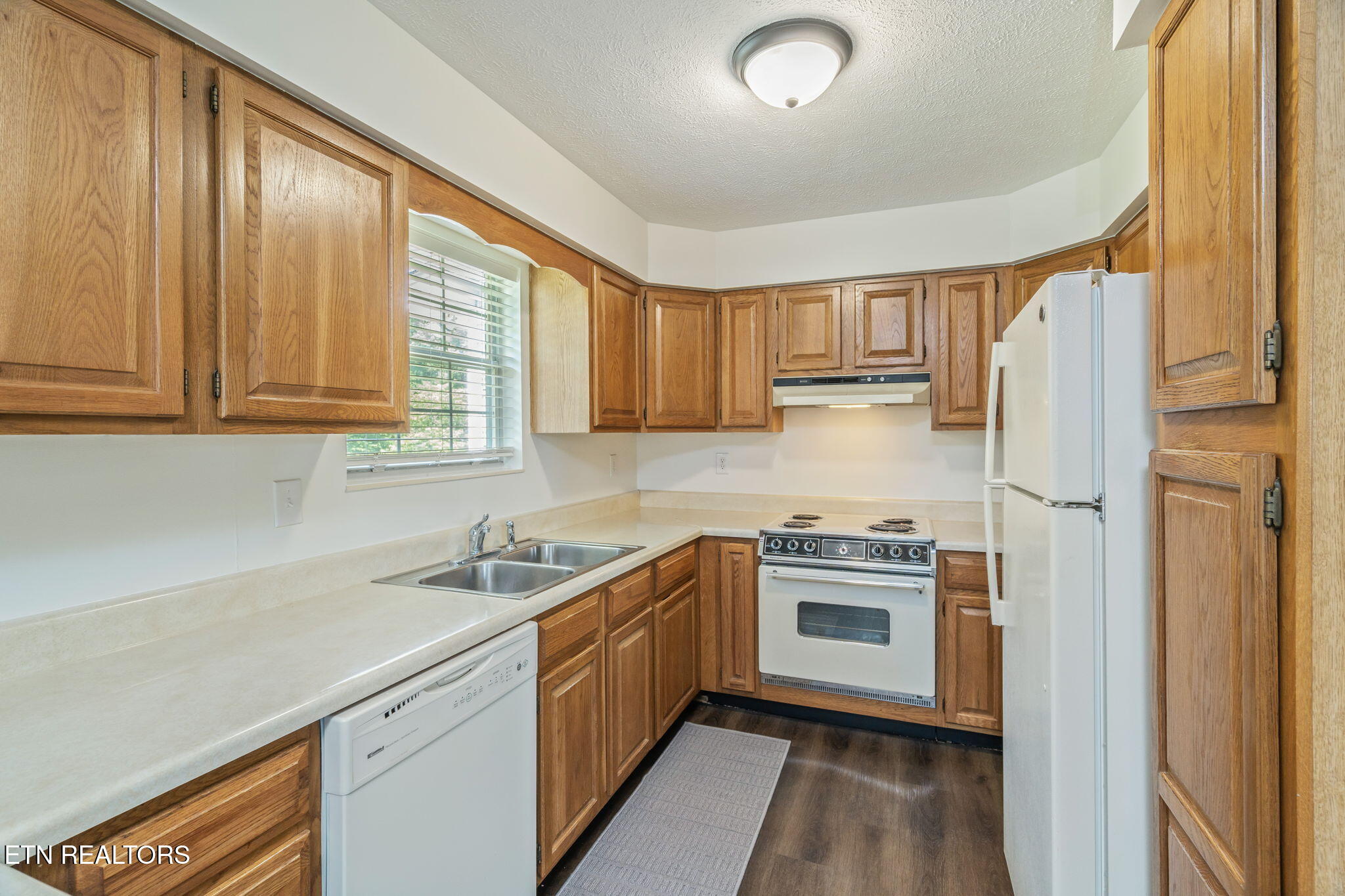 8107 Conner Road Powell, TN 37849 - Photo 14 of 37 14-web-or-mls-8107 Conner Road-15