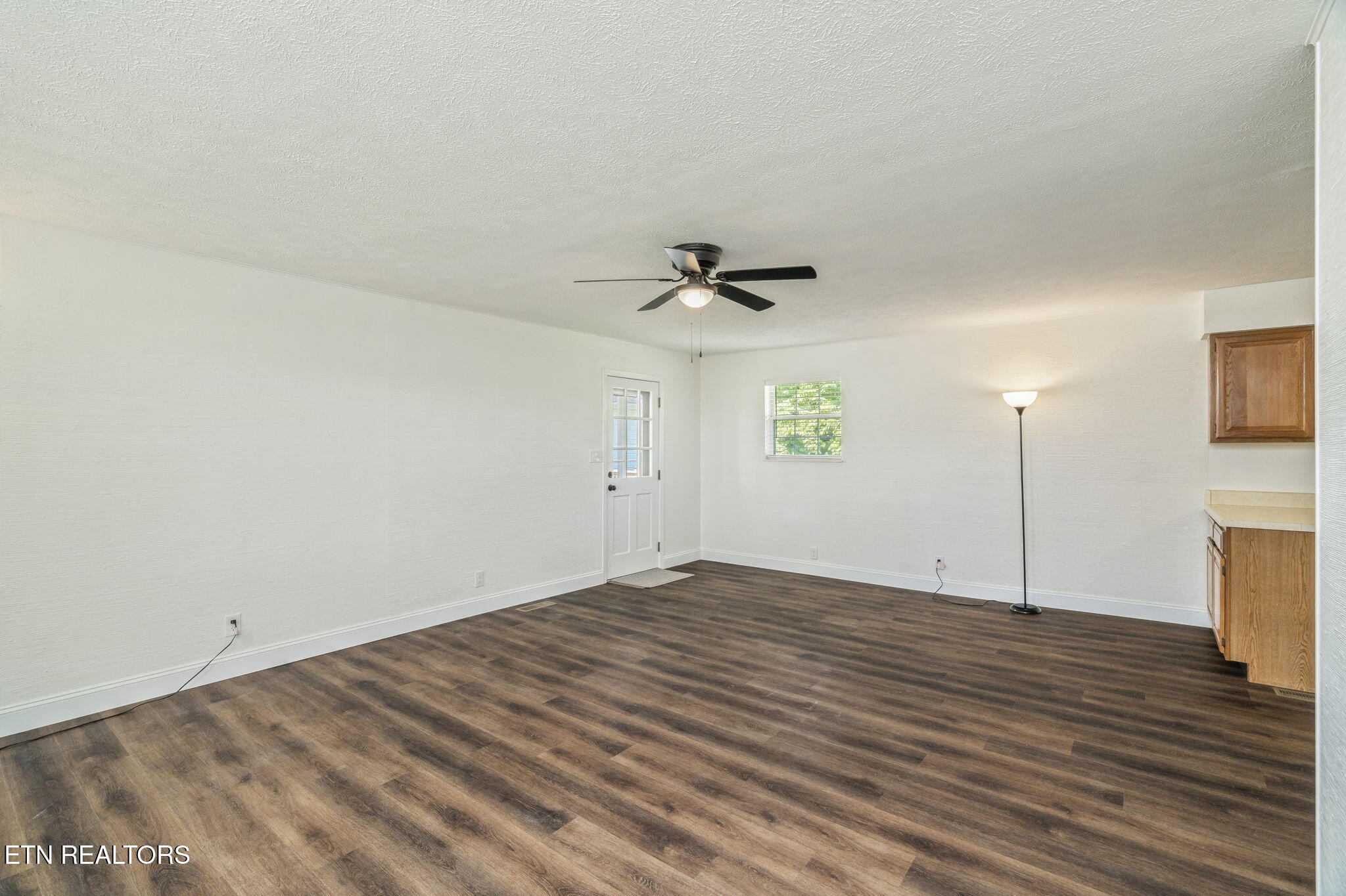 8107 Conner Road Powell, TN 37849 - Photo 10 of 37 9-web-or-mls-8107 Conner Road-10