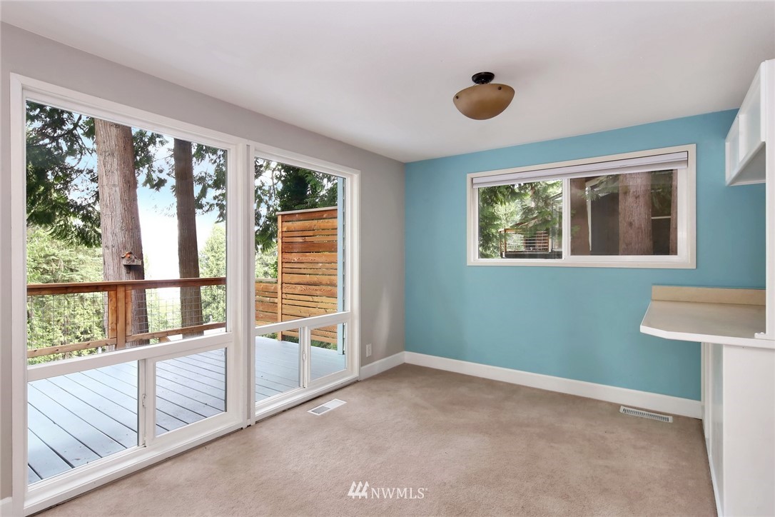 73 Grand View Lane Bellingham, WA 98229 - Photo 10 of 40 Gallery Image 10