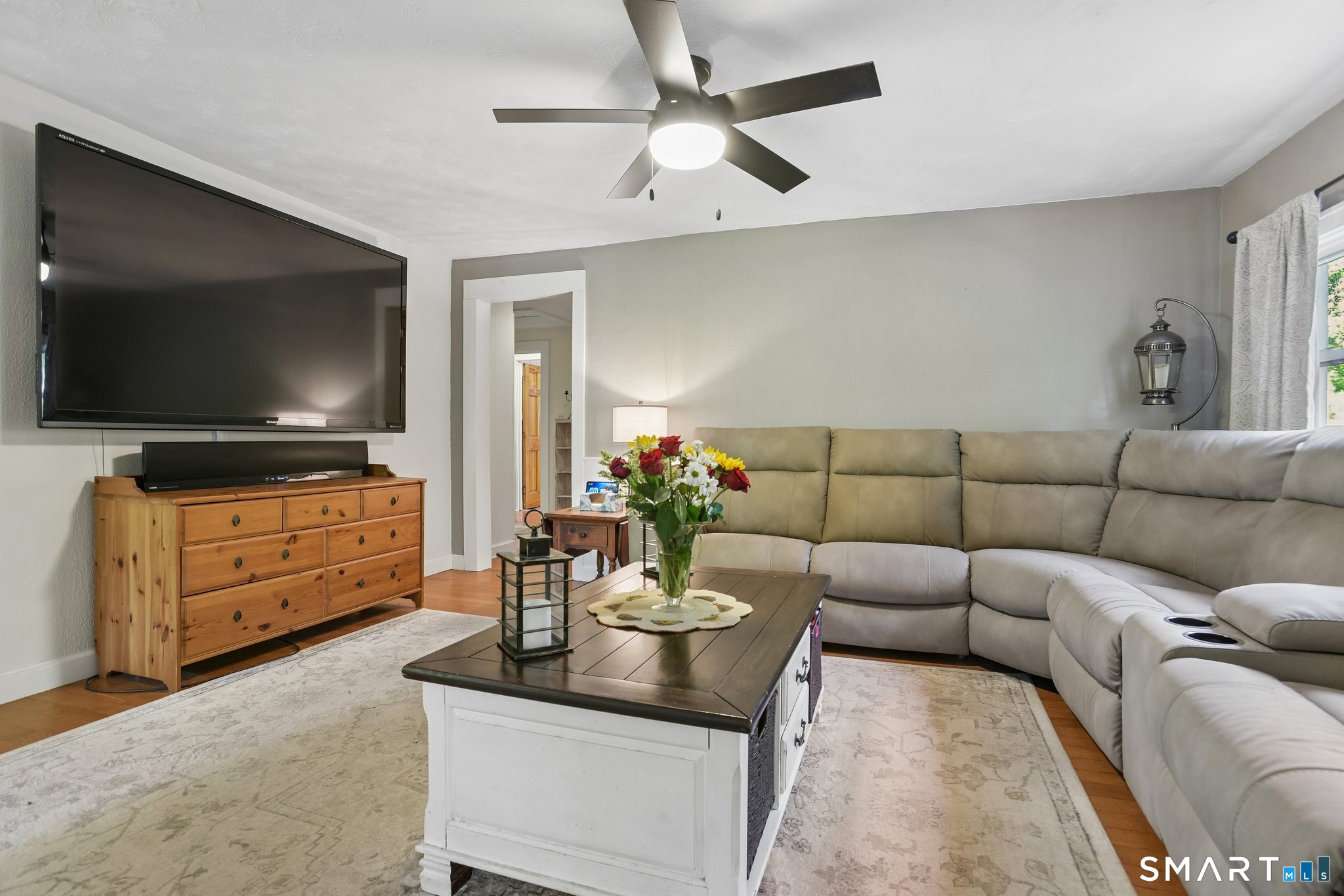 817 Carrington Road Bethany, CT 06524 - Photo 3 of 17