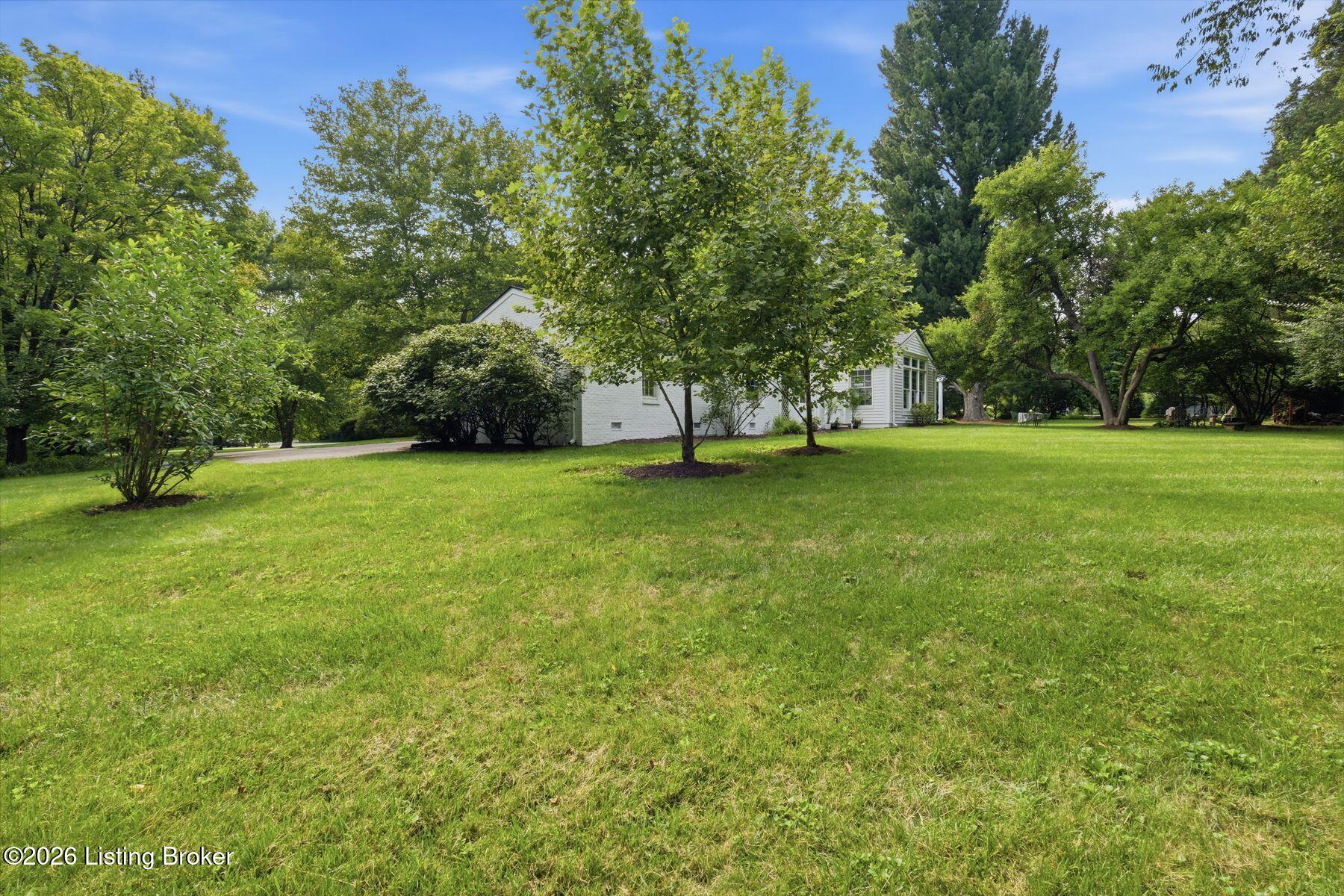 12609 Crest Arm Road Anchorage, KY 40223 - Photo 51 of 56 photo_online_051
