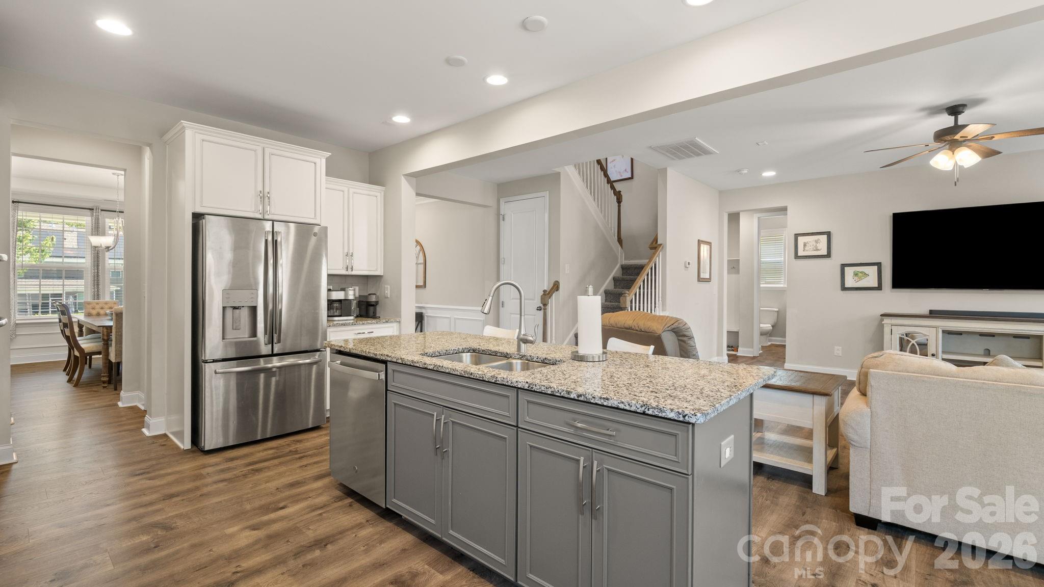 4523 Waylon Avenue Fort Mill, SC 29715 - Photo 9 of 48
