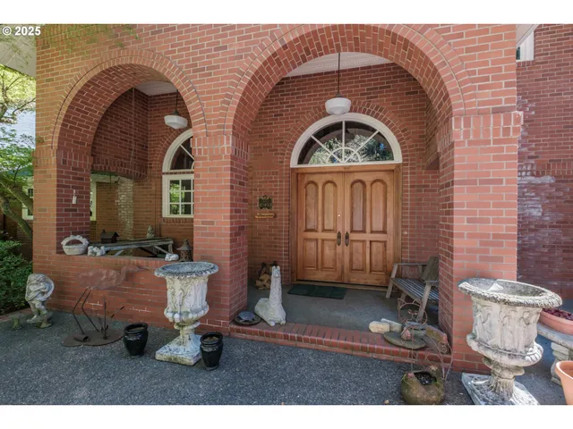 a view of living room