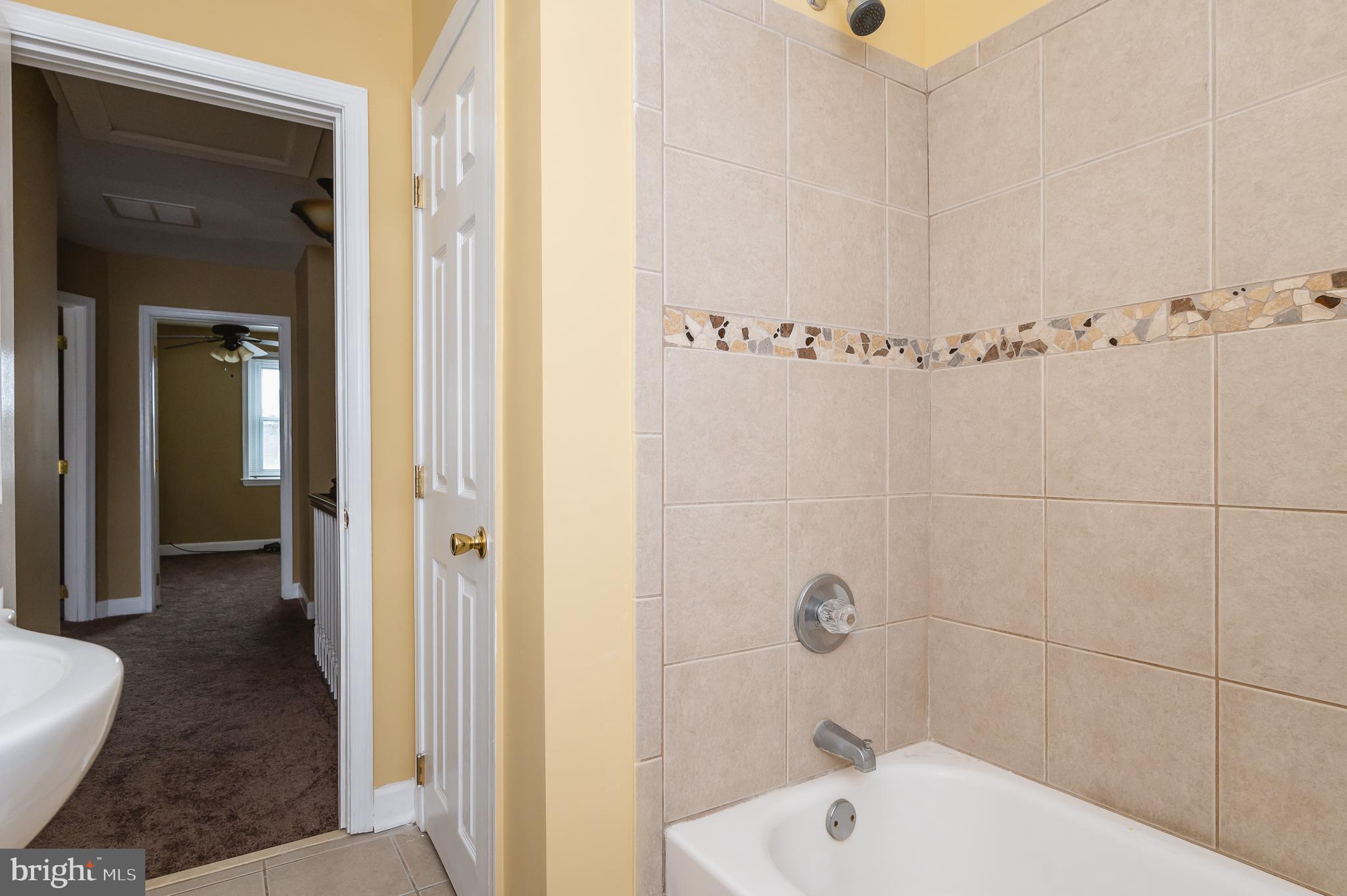 1667 Northbourne Road Baltimore, MD 21239 - Photo 22 of 47