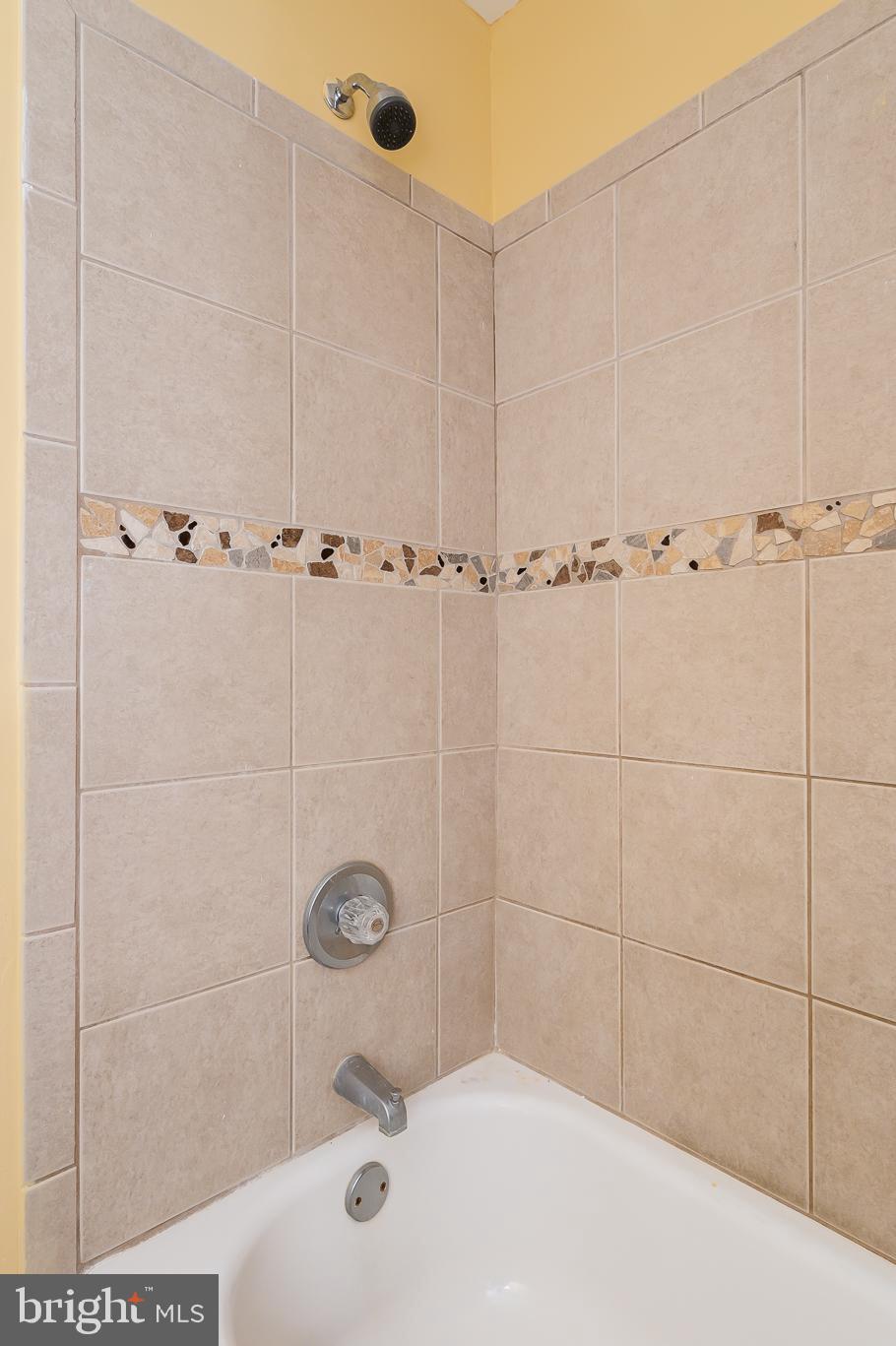 1667 Northbourne Road Baltimore, MD 21239 - Photo 23 of 47