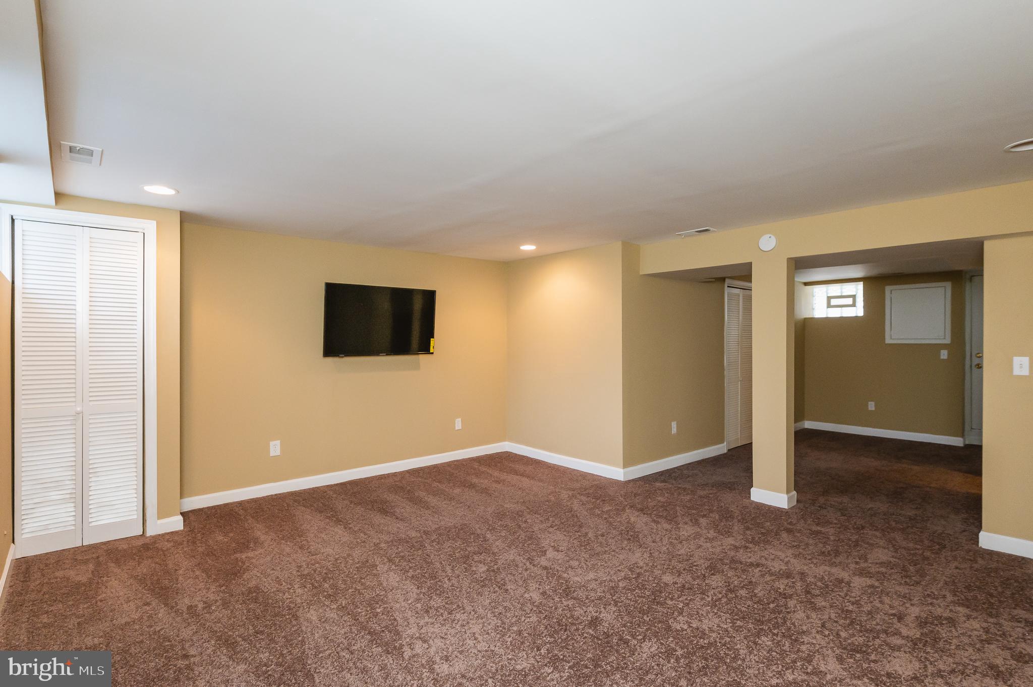 1667 Northbourne Road Baltimore, MD 21239 - Photo 31 of 47