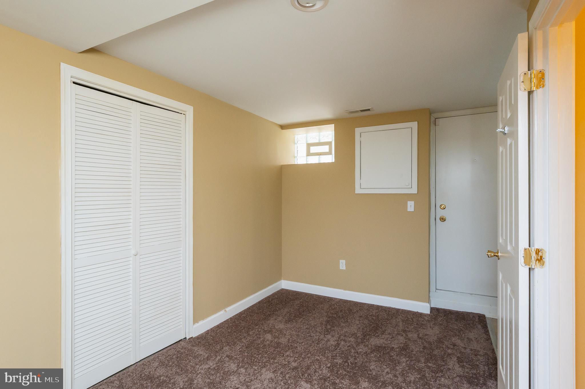 1667 Northbourne Road Baltimore, MD 21239 - Photo 35 of 47