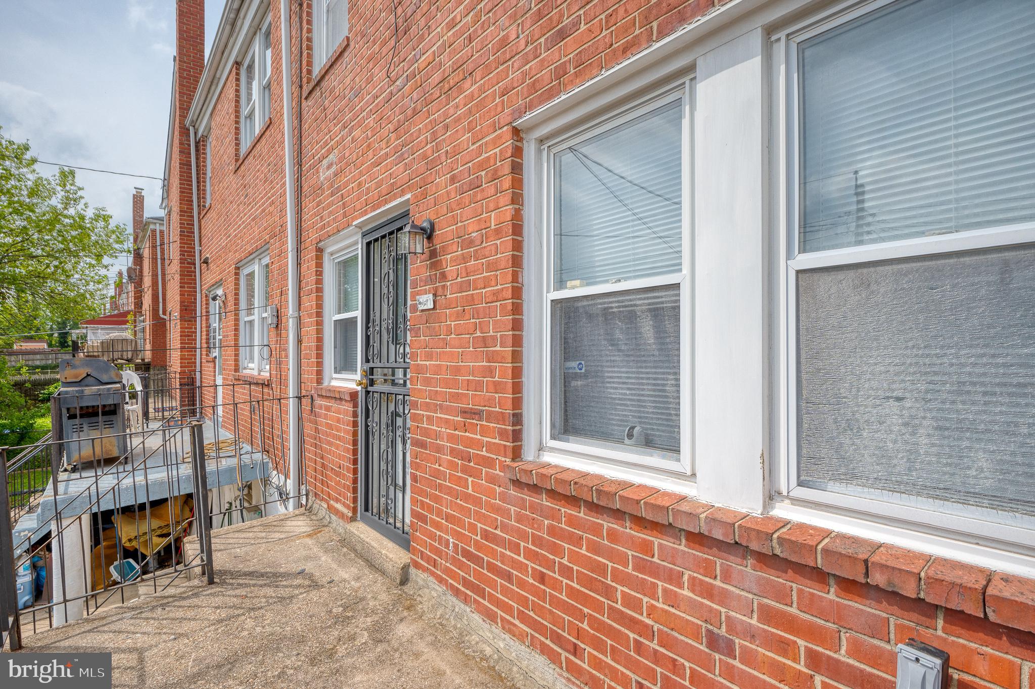1667 Northbourne Road Baltimore, MD 21239 - Photo 42 of 47