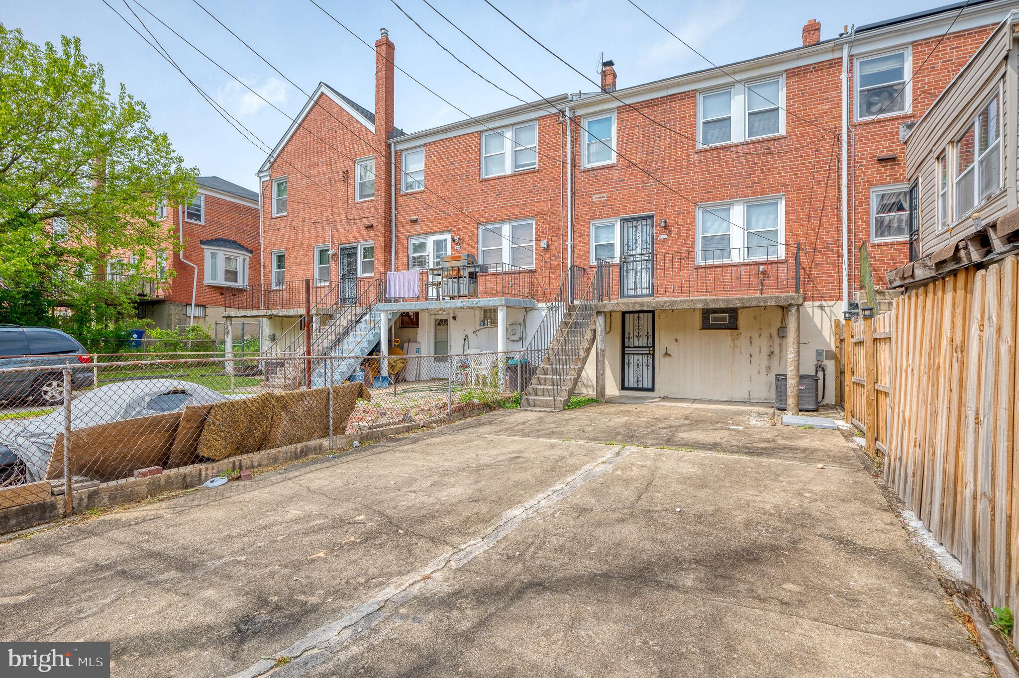 1667 Northbourne Road Baltimore, MD 21239 - Photo 43 of 47