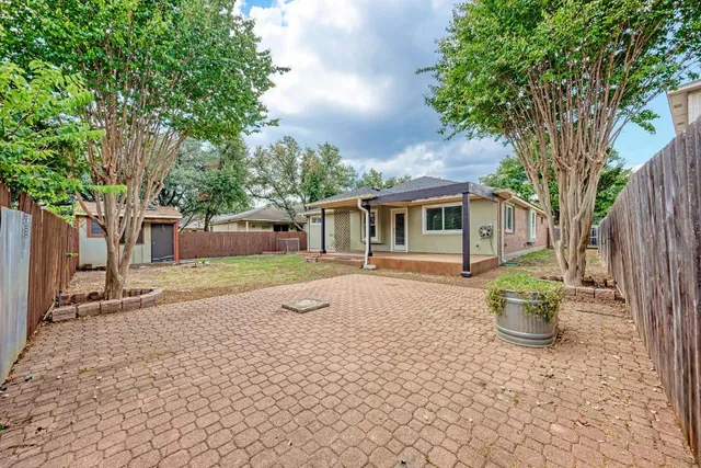 $1,900 | 3511 Rock Shelf Lane, Round Rock, TX 78681