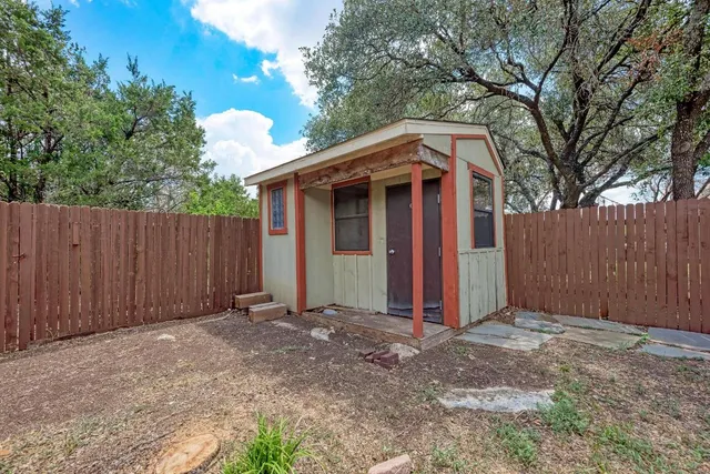 $1,900 | 3511 Rock Shelf Lane, Round Rock, TX 78681