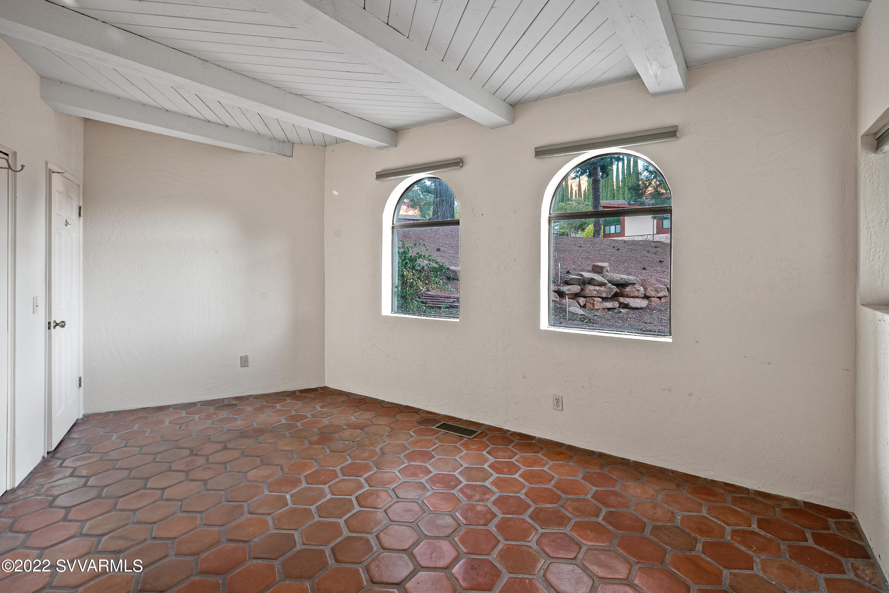 155 Sugarloaf Road Sedona, AZ 86351 - Photo 27 of 53 28_Downstairs Bedroom