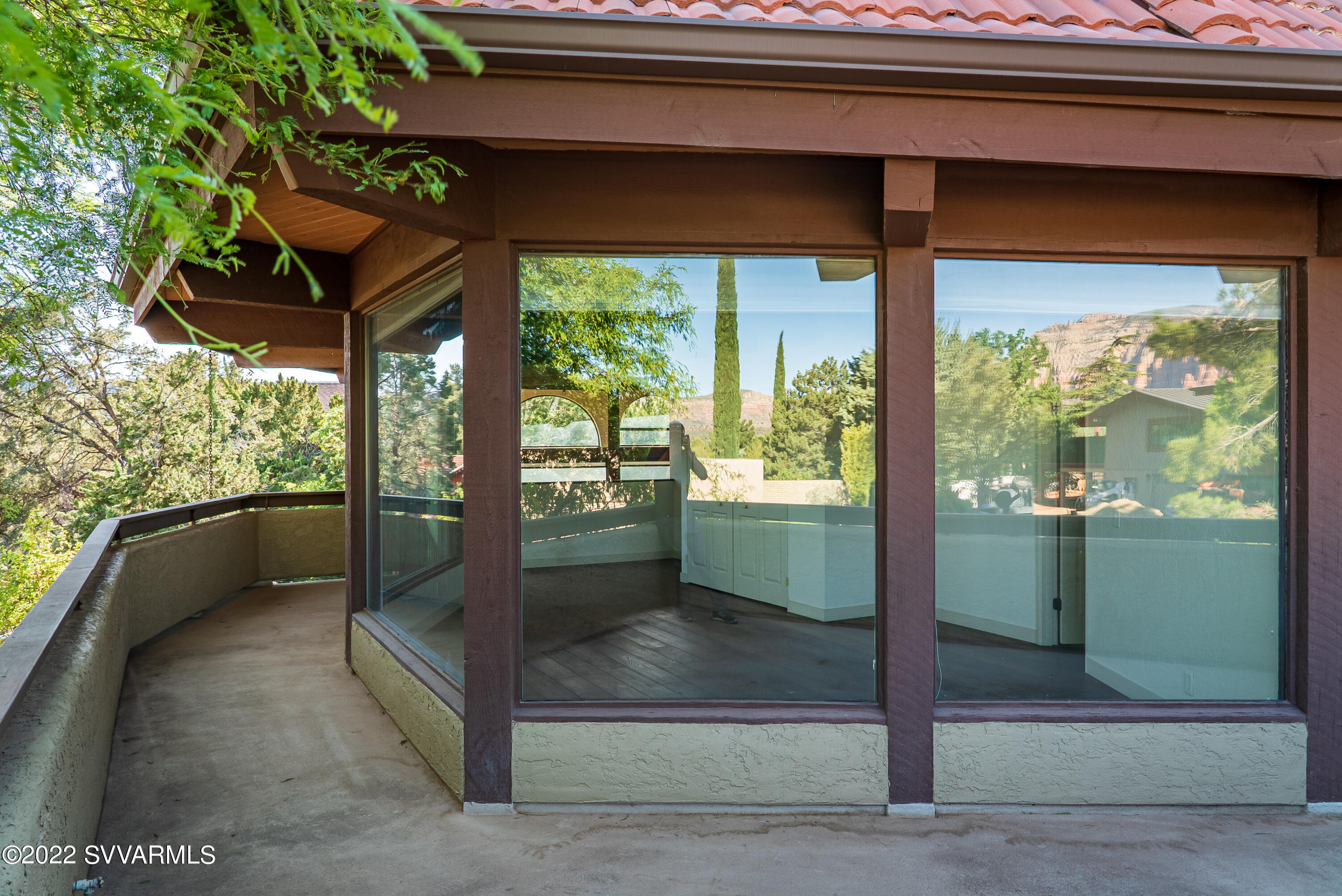 155 Sugarloaf Road Sedona, AZ 86351 - Photo 31 of 53 32_Upstairs Patio