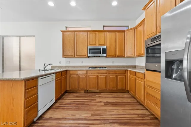 $2,540 | 6121 Broccoli Street, North Las Vegas, NV 89081