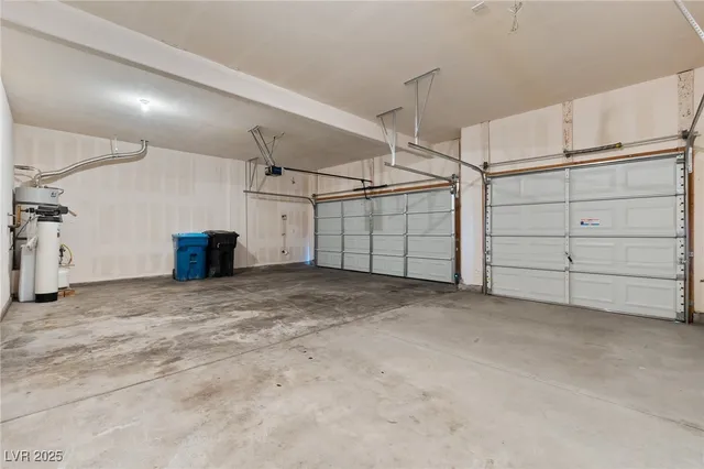 $2,540 | 6121 Broccoli Street, North Las Vegas, NV 89081