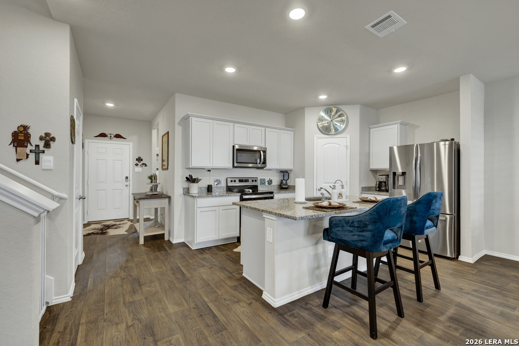 437 Signe Seguin, TX 78155 - Photo 3 of 27 Gallery Image 3