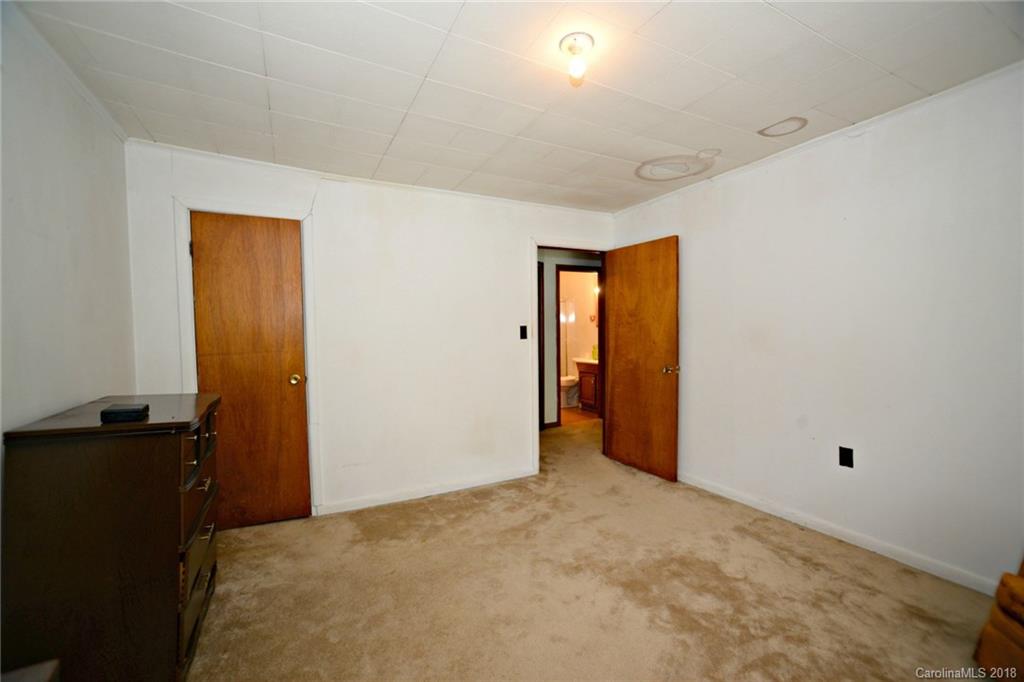 856 Greens Creek Road Sylva, NC 28779 - Photo 17 of 20 Gallery Image 17