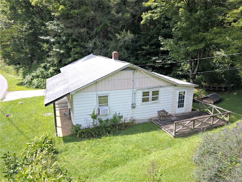 856 Greens Creek Road Sylva, NC 28779 - Photo 4 of 20 Gallery Image 4