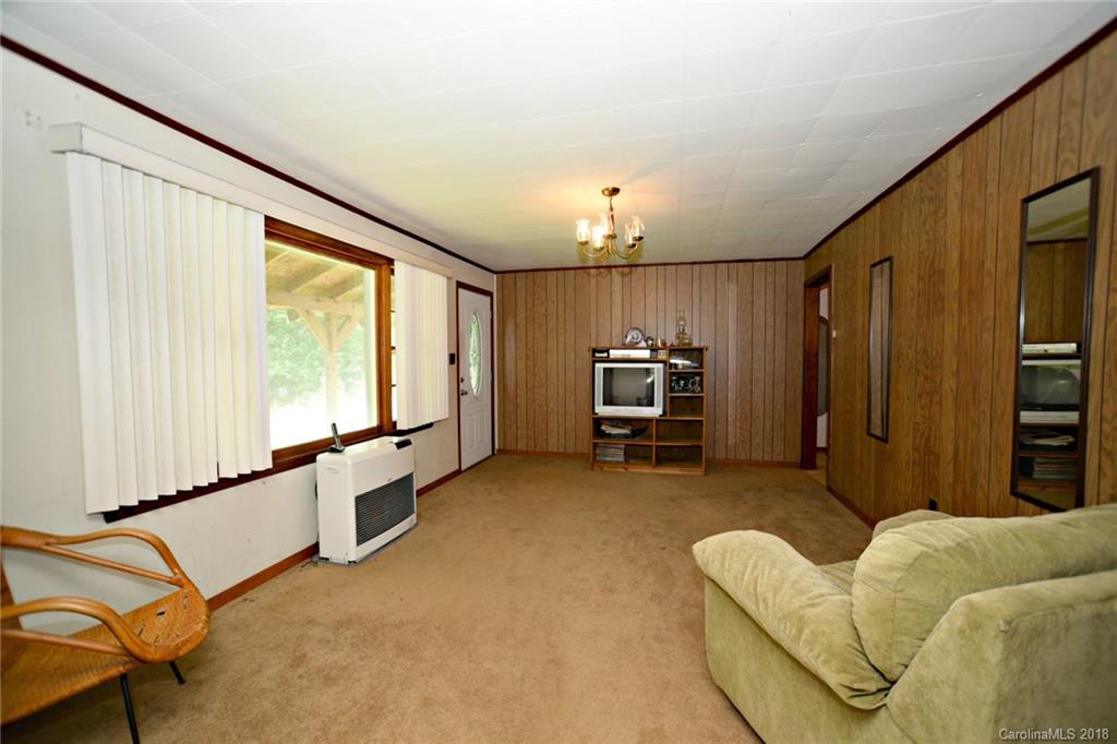 856 Greens Creek Road Sylva, NC 28779 - Photo 8 of 20 Gallery Image 8