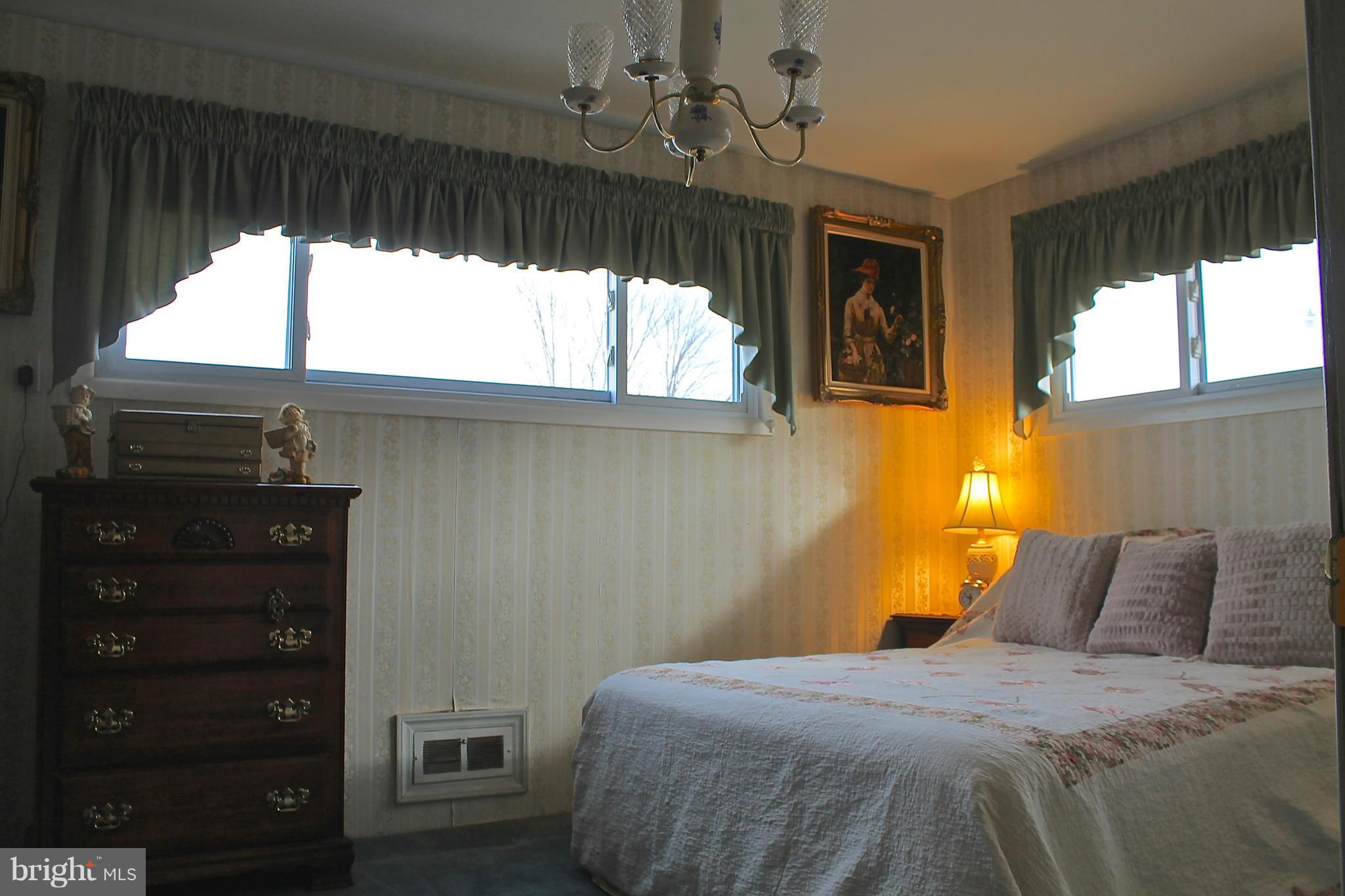 8717 Roper Road Baltimore, MD 21234 - Photo 8 of 21 Bedroom (Master)