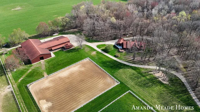 $1,500,000 | 12345 92nd Street Southeast, Alto, MI 49302