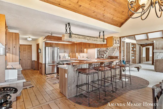 $1,500,000 | 12345 92nd Street Southeast, Alto, MI 49302