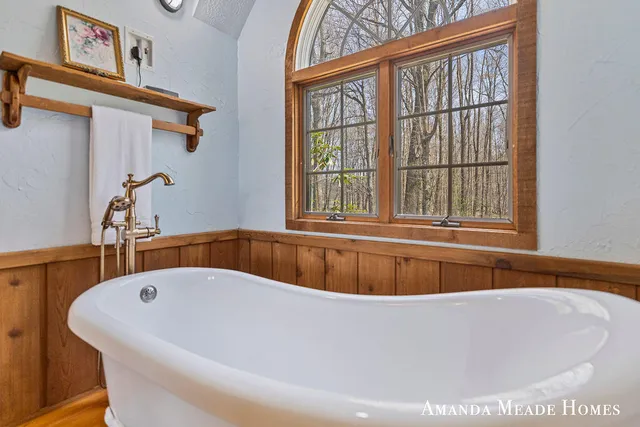 $1,500,000 | 12345 92nd Street Southeast, Alto, MI 49302