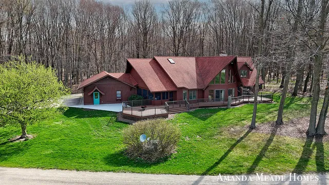 $1,500,000 | 12345 92nd Street Southeast, Alto, MI 49302
