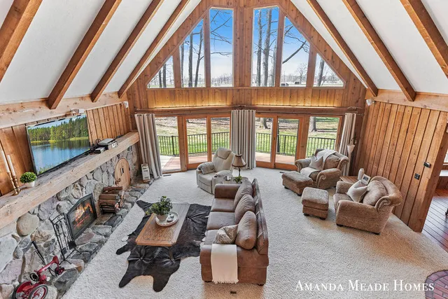 $1,500,000 | 12345 92nd Street Southeast, Alto, MI 49302