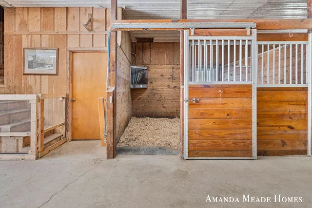 $1,500,000 | 12345 92nd Street Southeast, Alto, MI 49302