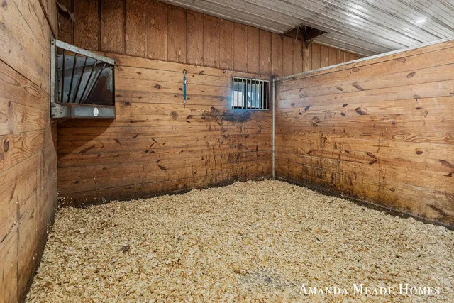 $1,500,000 | 12345 92nd Street Southeast, Alto, MI 49302