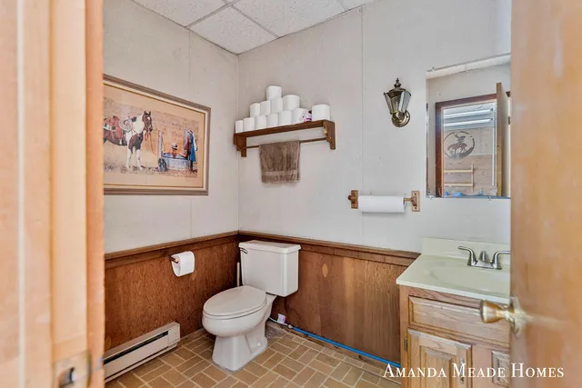 $1,500,000 | 12345 92nd Street Southeast, Alto, MI 49302